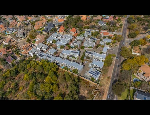 3 BEDROOM CLUSTER FOR SALE IN WATERKLOOF RIDGE